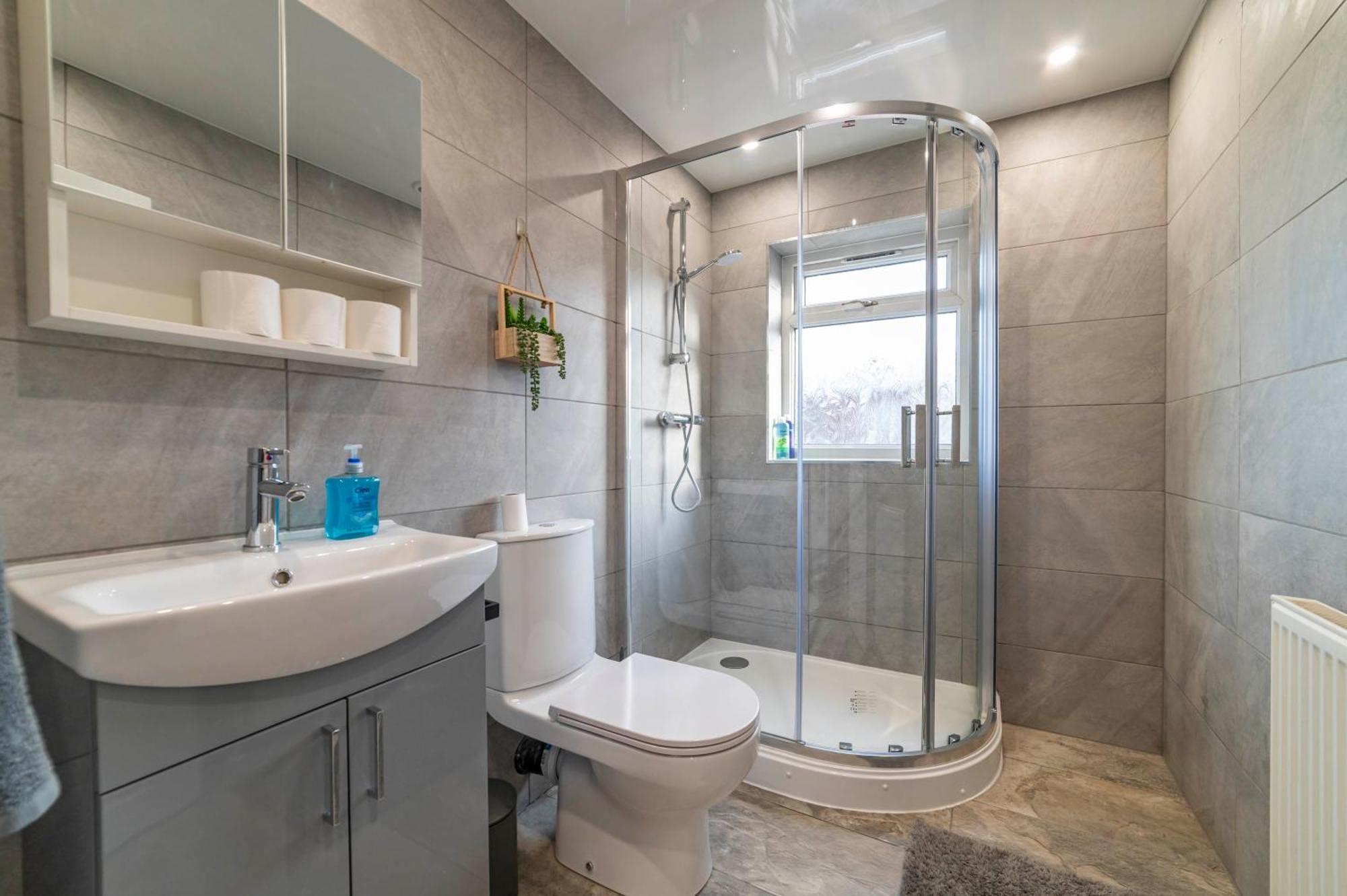 Holiday home Beautiful Three Bedroom House - Escape