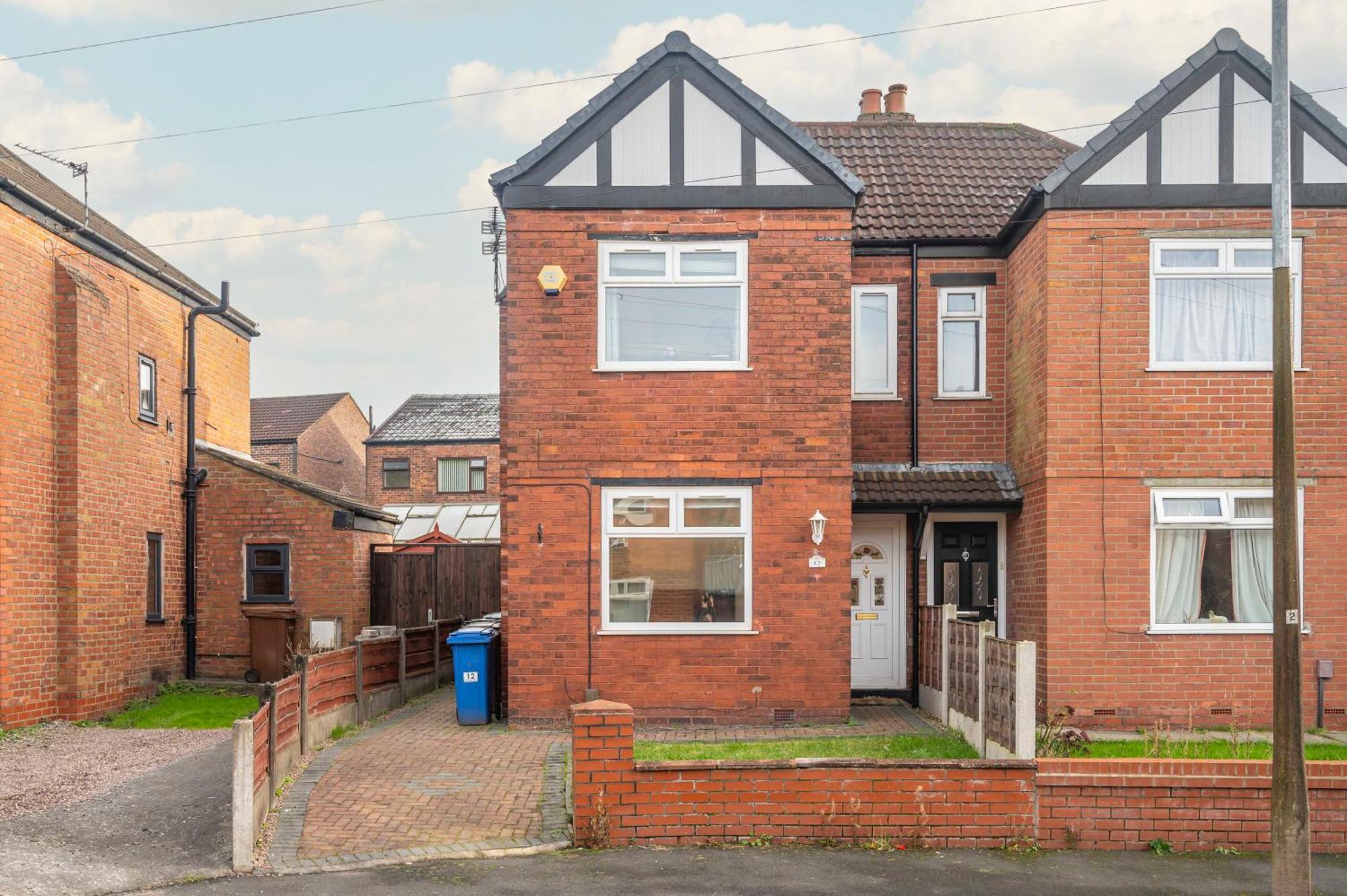 Beautiful Three Bedroom House - Escape *